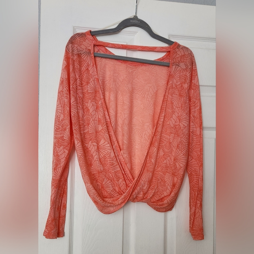 Open Back Blouse - Picture 2 of 3